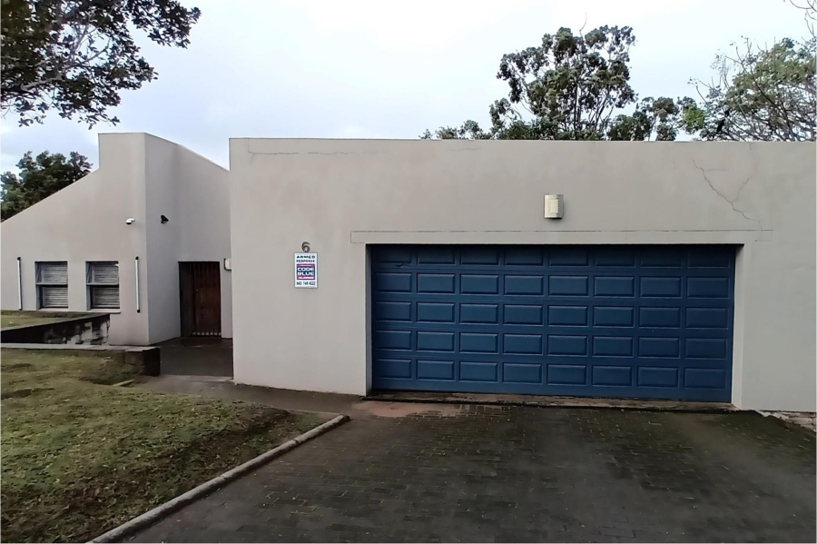 3 Bedroom Property for Sale in Beacon Bay North Eastern Cape